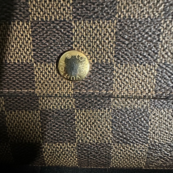 LOUIS VUITTON Portefeuille Alexandra Damier Ebene Tri-fold Wallet - Picture 3 of 17